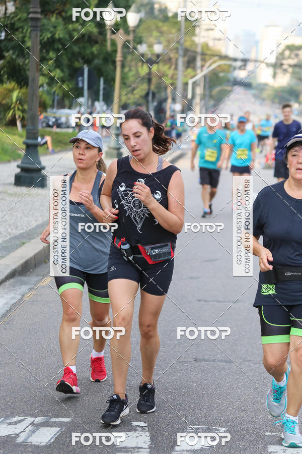 Buy your photos of the eventMeia Maratona Internacional de Curitiba 2018 on Fotop
