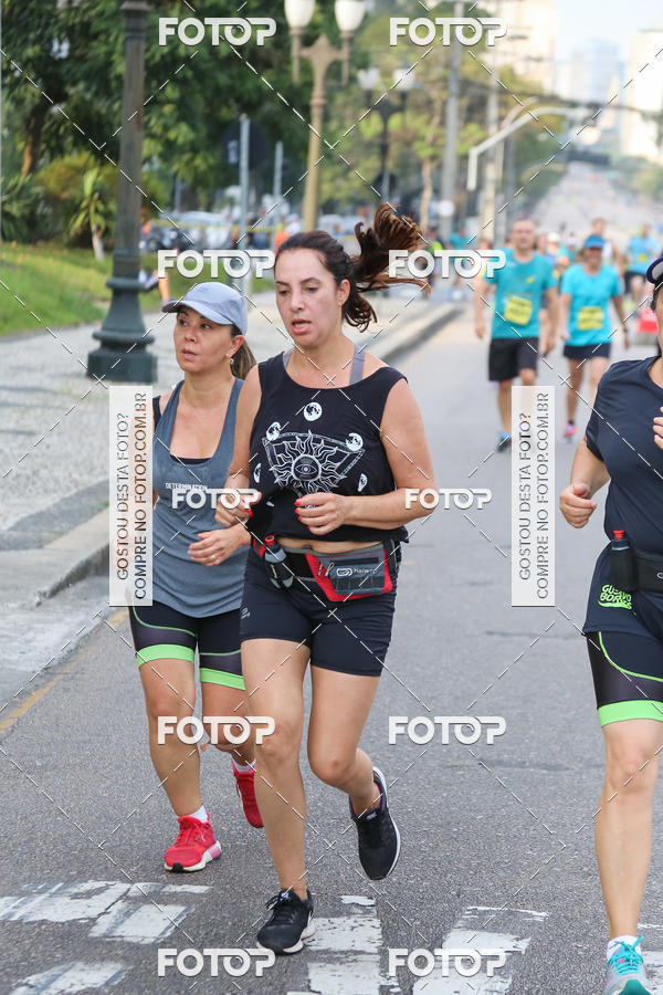 Buy your photos of the eventMeia Maratona Internacional de Curitiba 2018 on Fotop