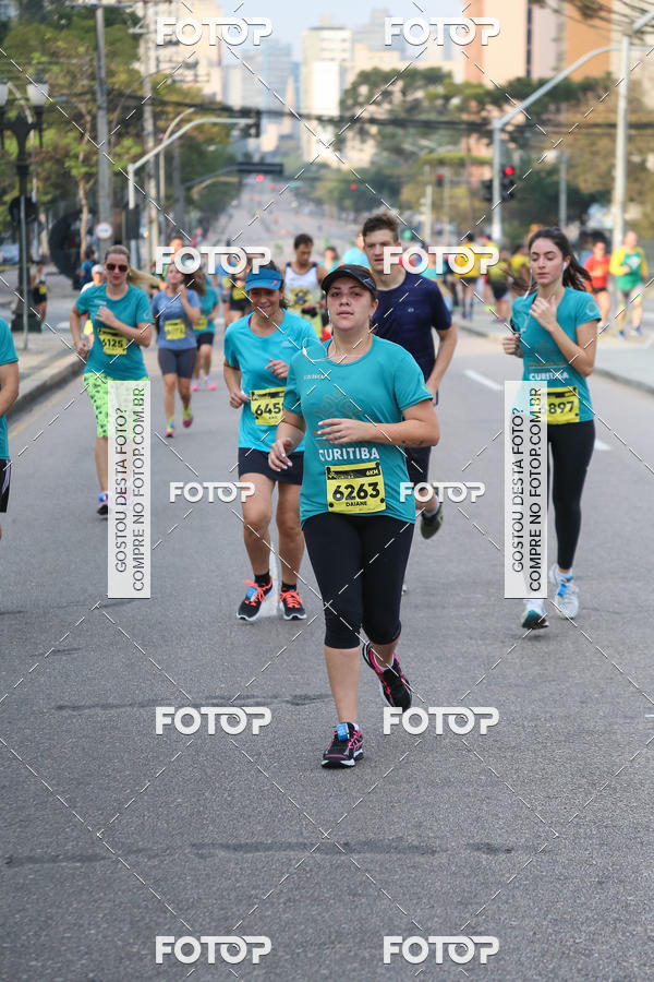 Buy your photos of the eventMeia Maratona Internacional de Curitiba 2018 on Fotop