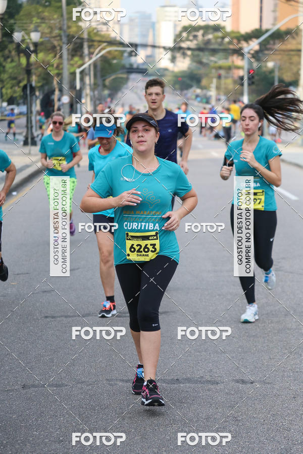Buy your photos of the eventMeia Maratona Internacional de Curitiba 2018 on Fotop
