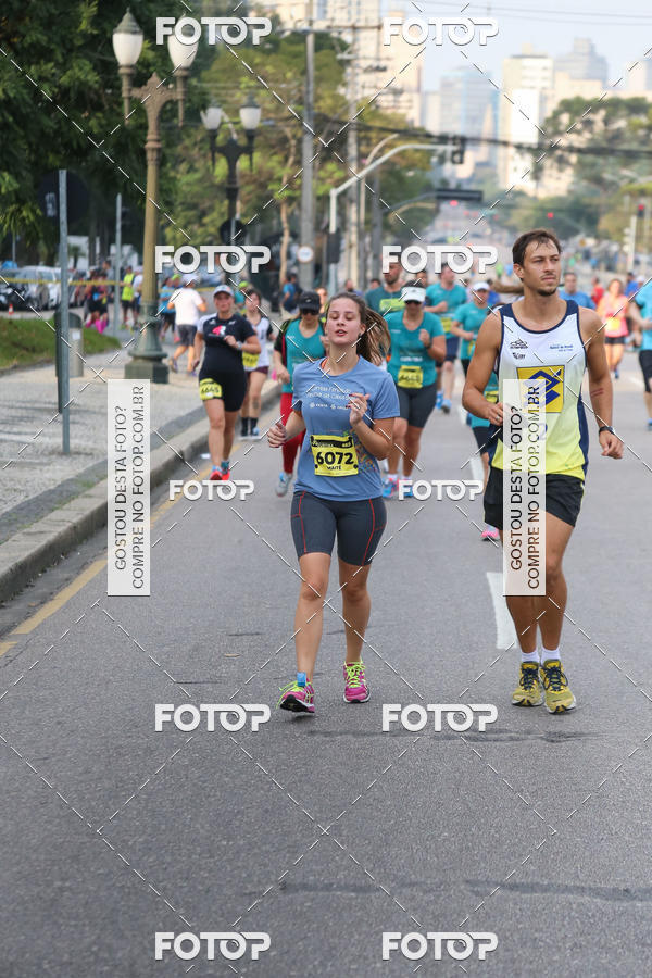 Buy your photos of the eventMeia Maratona Internacional de Curitiba 2018 on Fotop