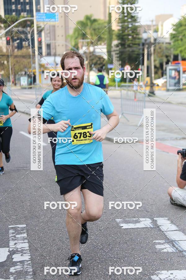 Buy your photos of the eventMeia Maratona Internacional de Curitiba 2018 on Fotop