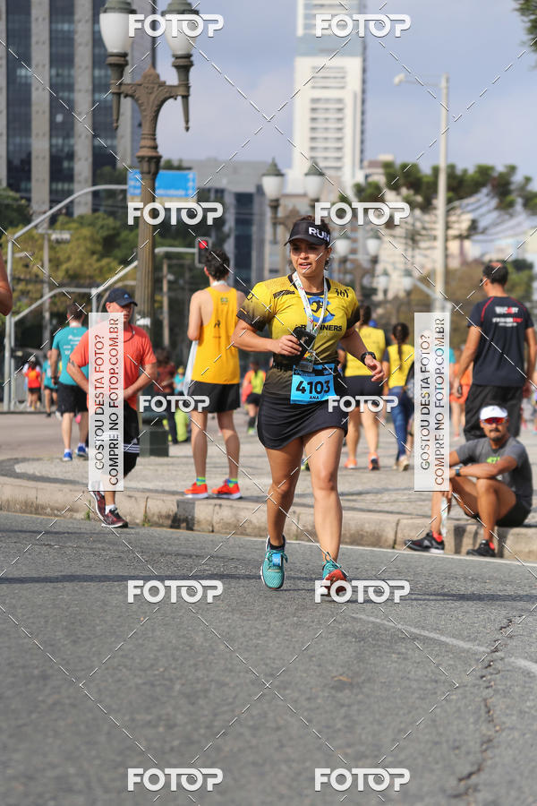 Buy your photos of the eventMeia Maratona Internacional de Curitiba 2018 on Fotop