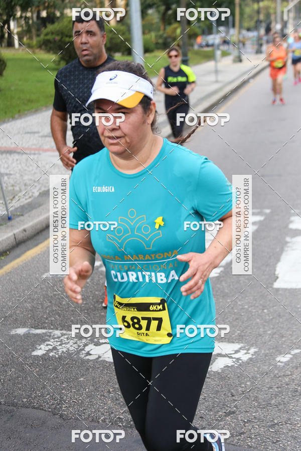 Buy your photos of the eventMeia Maratona Internacional de Curitiba 2018 on Fotop