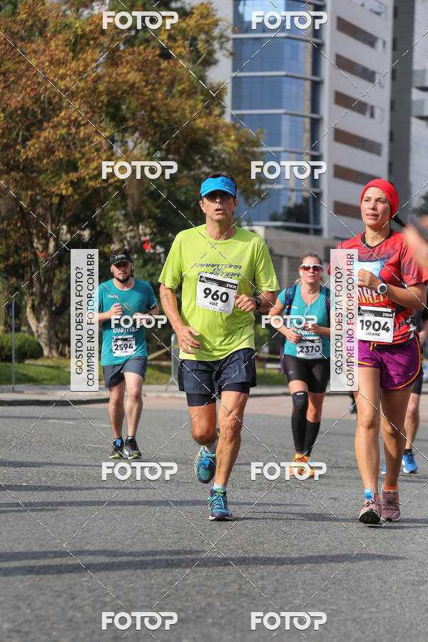 Buy your photos of the eventMeia Maratona Internacional de Curitiba 2018 on Fotop