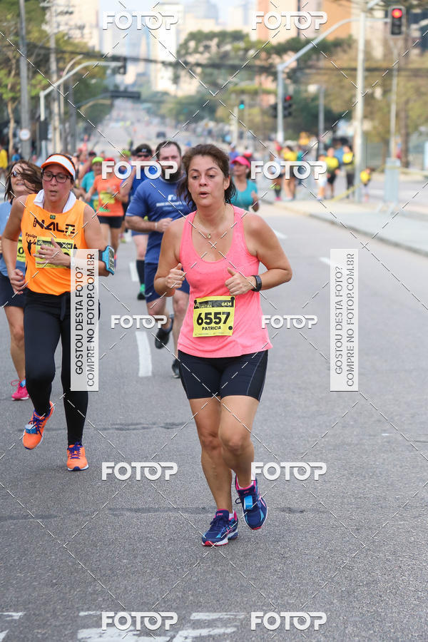 Buy your photos of the eventMeia Maratona Internacional de Curitiba 2018 on Fotop