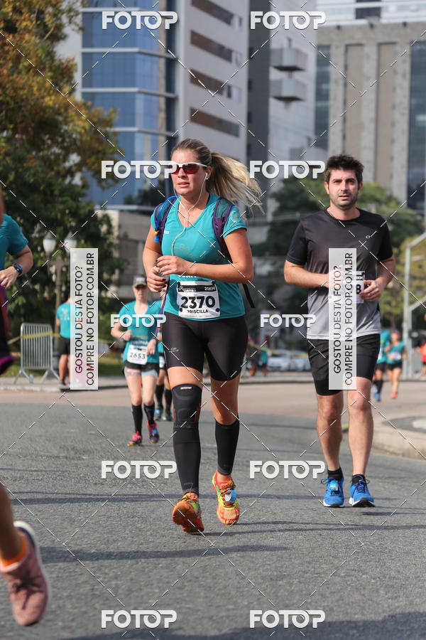 Buy your photos of the eventMeia Maratona Internacional de Curitiba 2018 on Fotop