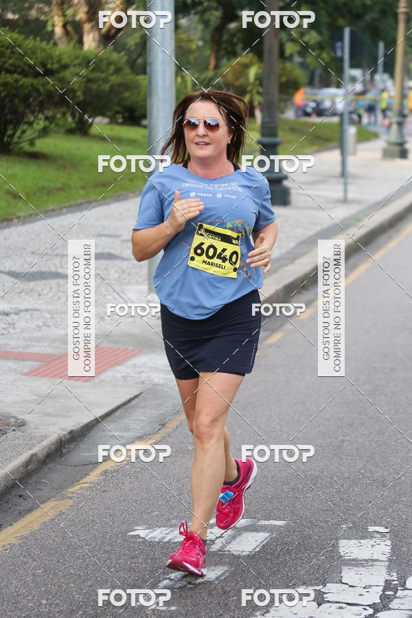 Buy your photos of the eventMeia Maratona Internacional de Curitiba 2018 on Fotop