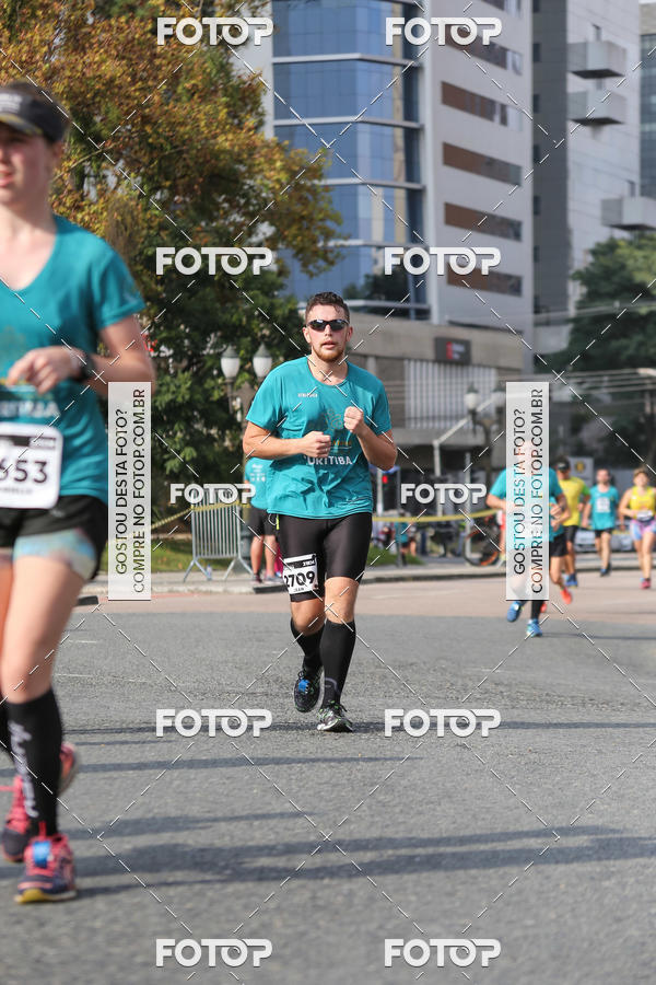 Buy your photos of the eventMeia Maratona Internacional de Curitiba 2018 on Fotop