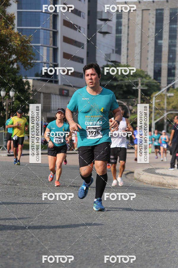 Buy your photos of the eventMeia Maratona Internacional de Curitiba 2018 on Fotop