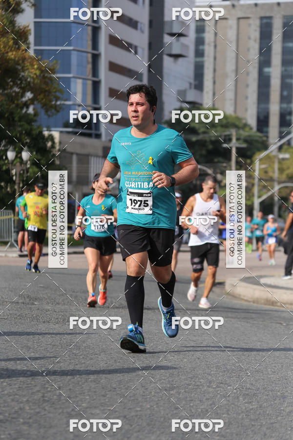 Buy your photos of the eventMeia Maratona Internacional de Curitiba 2018 on Fotop