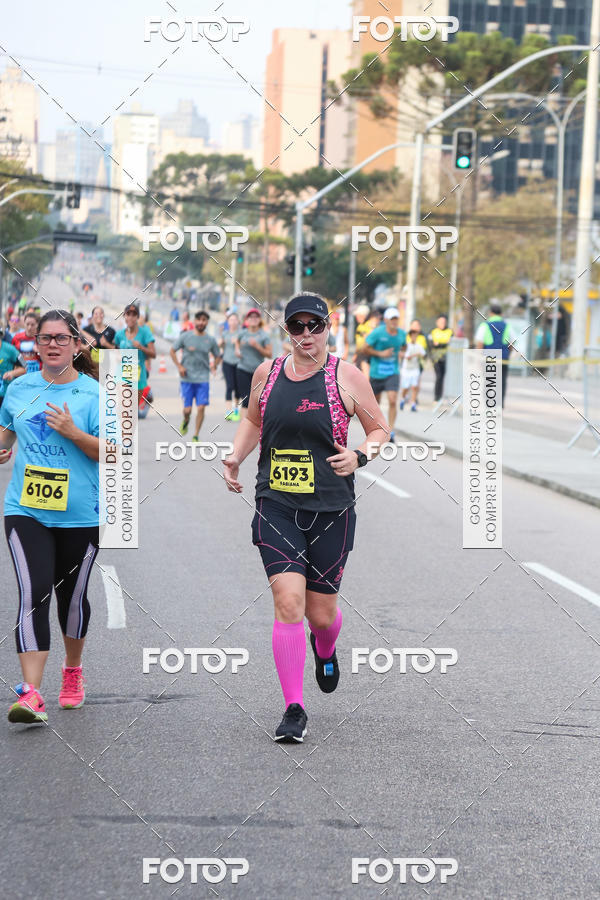 Buy your photos of the eventMeia Maratona Internacional de Curitiba 2018 on Fotop