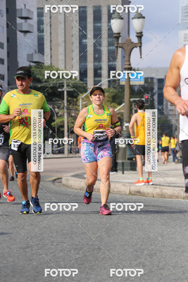 Buy your photos of the eventMeia Maratona Internacional de Curitiba 2018 on Fotop