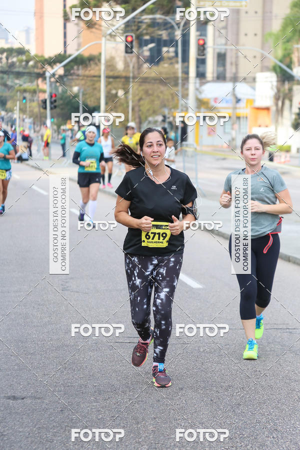 Buy your photos of the eventMeia Maratona Internacional de Curitiba 2018 on Fotop