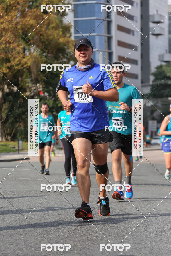 Buy your photos of the eventMeia Maratona Internacional de Curitiba 2018 on Fotop