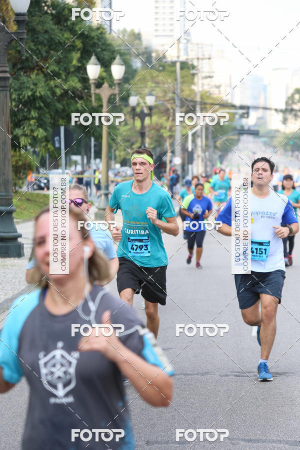 Buy your photos of the eventMeia Maratona Internacional de Curitiba 2018 on Fotop