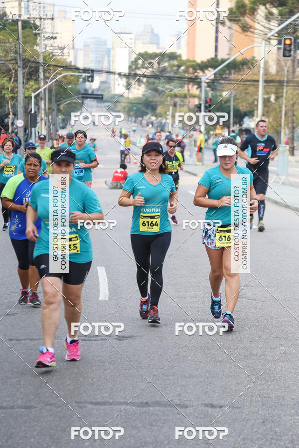 Buy your photos of the eventMeia Maratona Internacional de Curitiba 2018 on Fotop