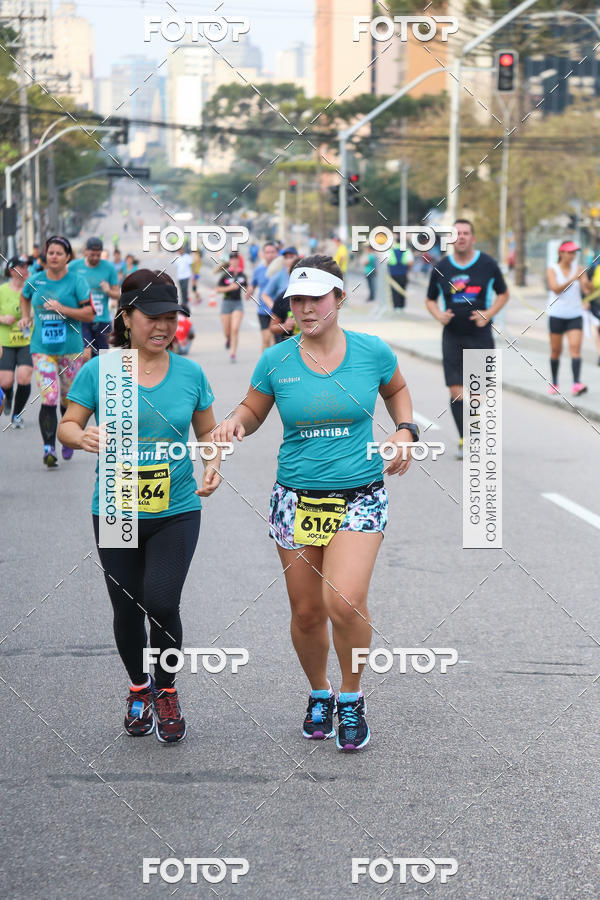 Buy your photos of the eventMeia Maratona Internacional de Curitiba 2018 on Fotop