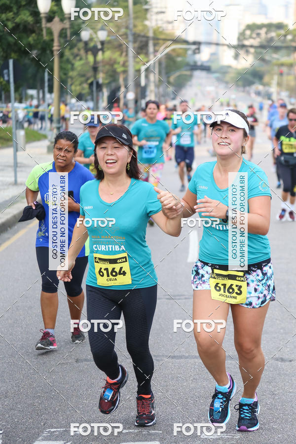 Buy your photos of the eventMeia Maratona Internacional de Curitiba 2018 on Fotop