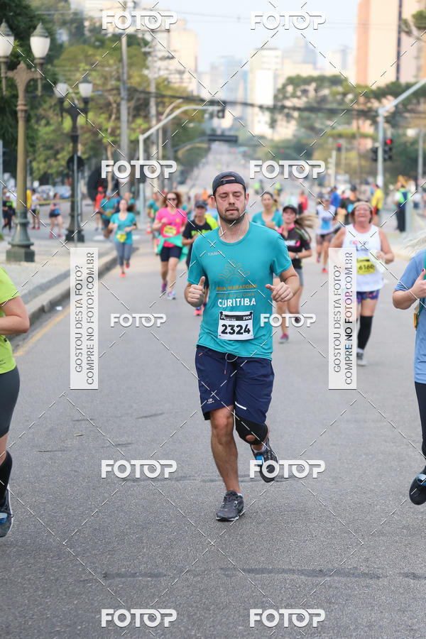 Buy your photos of the eventMeia Maratona Internacional de Curitiba 2018 on Fotop