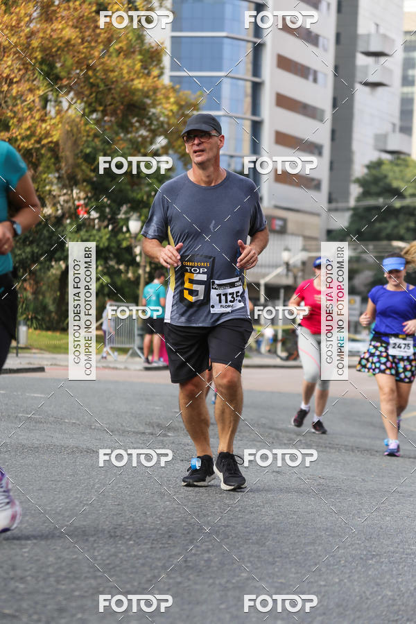 Buy your photos of the eventMeia Maratona Internacional de Curitiba 2018 on Fotop