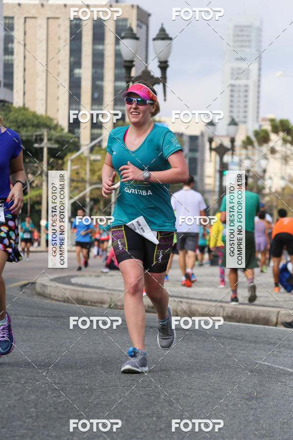 Buy your photos of the eventMeia Maratona Internacional de Curitiba 2018 on Fotop