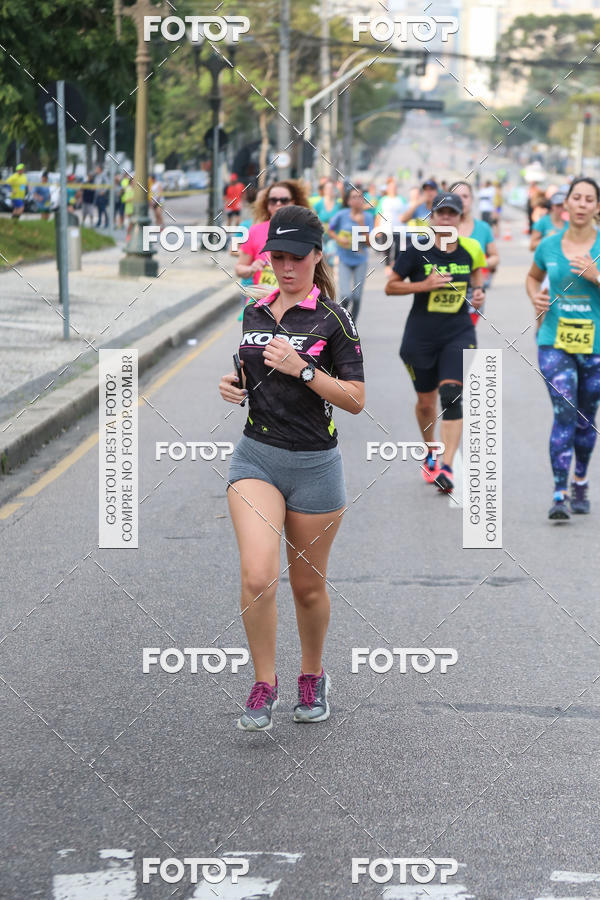 Buy your photos of the eventMeia Maratona Internacional de Curitiba 2018 on Fotop