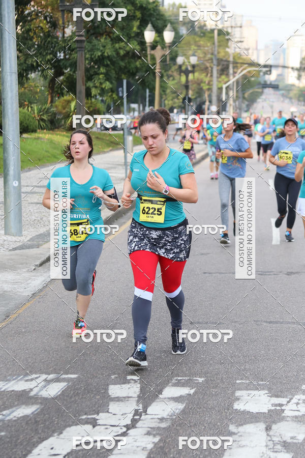 Buy your photos of the eventMeia Maratona Internacional de Curitiba 2018 on Fotop
