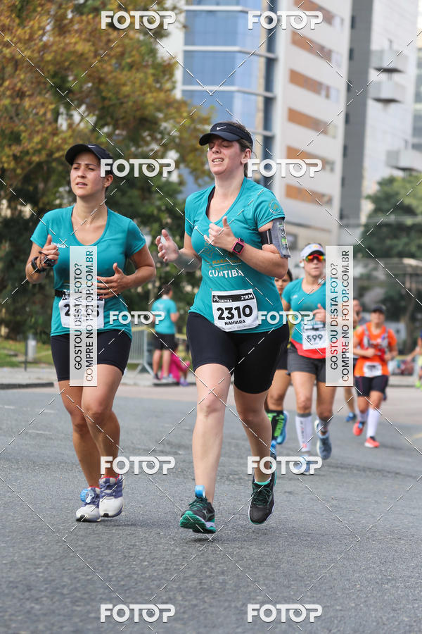 Buy your photos of the eventMeia Maratona Internacional de Curitiba 2018 on Fotop
