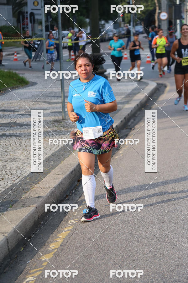 Buy your photos of the eventMeia Maratona Internacional de Curitiba 2018 on Fotop