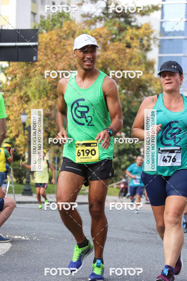 Buy your photos of the eventMeia Maratona Internacional de Curitiba 2018 on Fotop