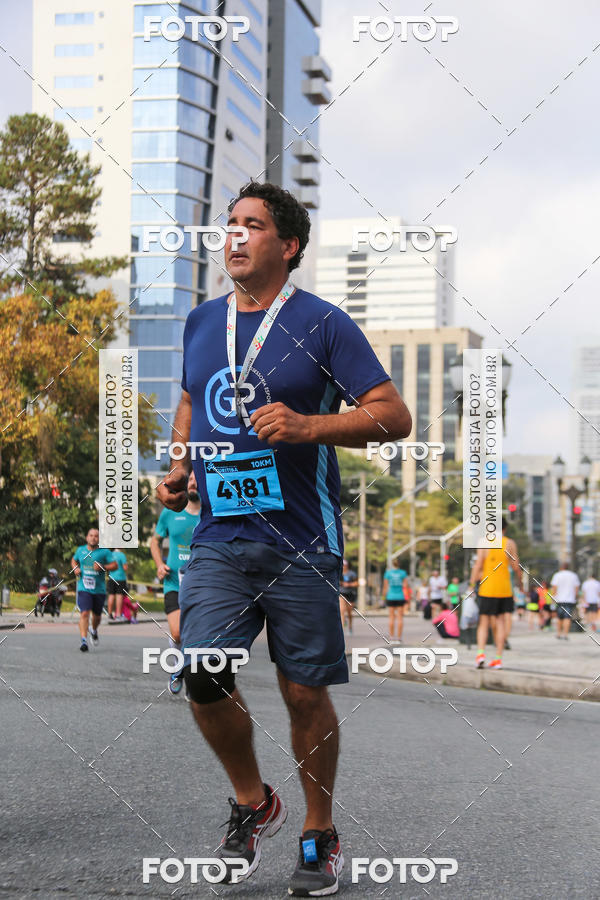Buy your photos of the eventMeia Maratona Internacional de Curitiba 2018 on Fotop