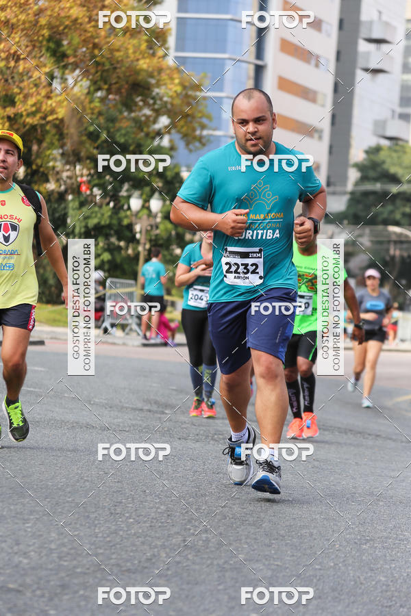 Buy your photos of the eventMeia Maratona Internacional de Curitiba 2018 on Fotop