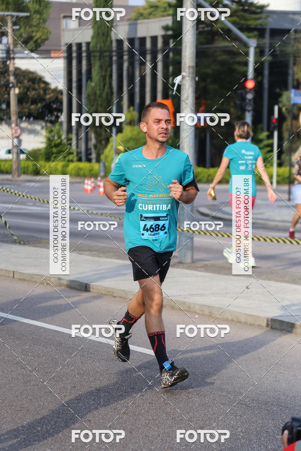 Buy your photos of the eventMeia Maratona Internacional de Curitiba 2018 on Fotop