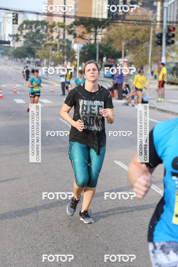Buy your photos of the eventMeia Maratona Internacional de Curitiba 2018 on Fotop