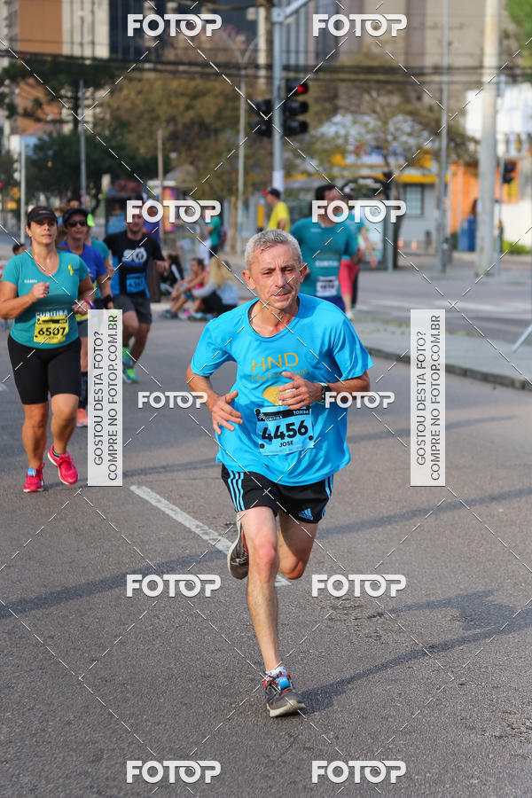 Buy your photos of the eventMeia Maratona Internacional de Curitiba 2018 on Fotop