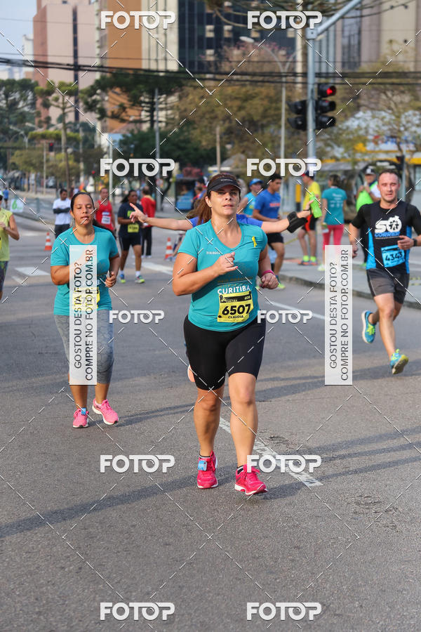 Buy your photos of the eventMeia Maratona Internacional de Curitiba 2018 on Fotop