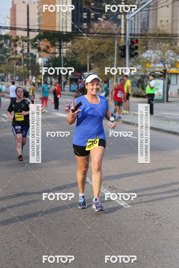 Buy your photos of the eventMeia Maratona Internacional de Curitiba 2018 on Fotop