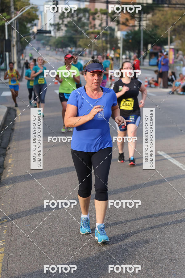 Buy your photos of the eventMeia Maratona Internacional de Curitiba 2018 on Fotop