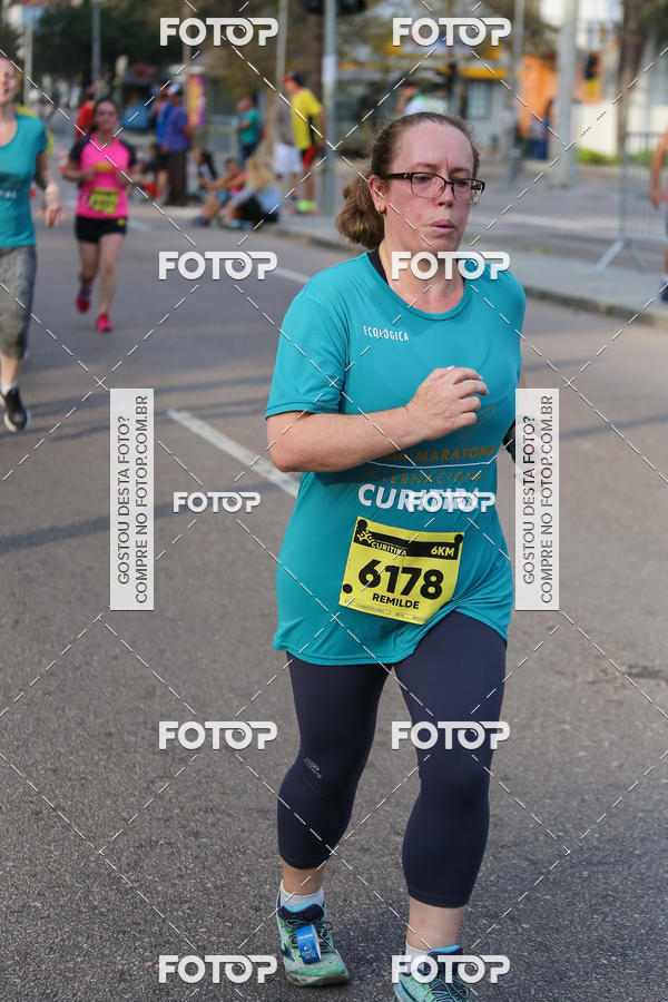 Buy your photos of the eventMeia Maratona Internacional de Curitiba 2018 on Fotop