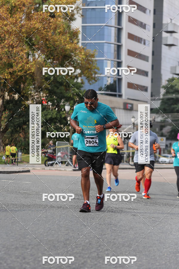 Buy your photos of the eventMeia Maratona Internacional de Curitiba 2018 on Fotop