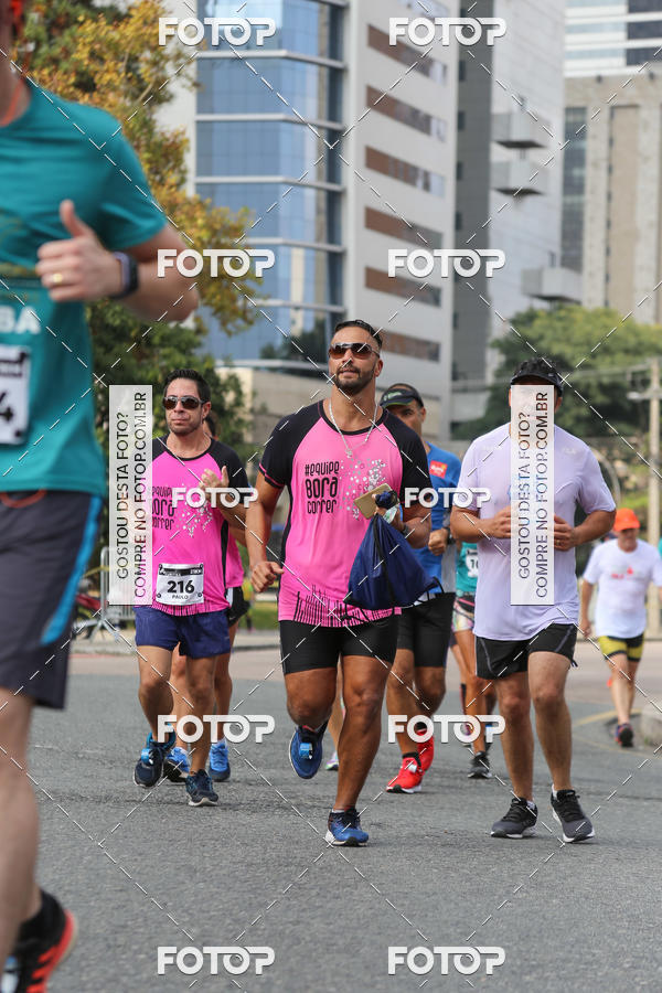 Buy your photos of the eventMeia Maratona Internacional de Curitiba 2018 on Fotop