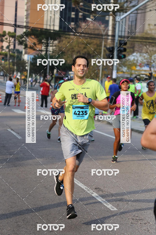 Buy your photos of the eventMeia Maratona Internacional de Curitiba 2018 on Fotop