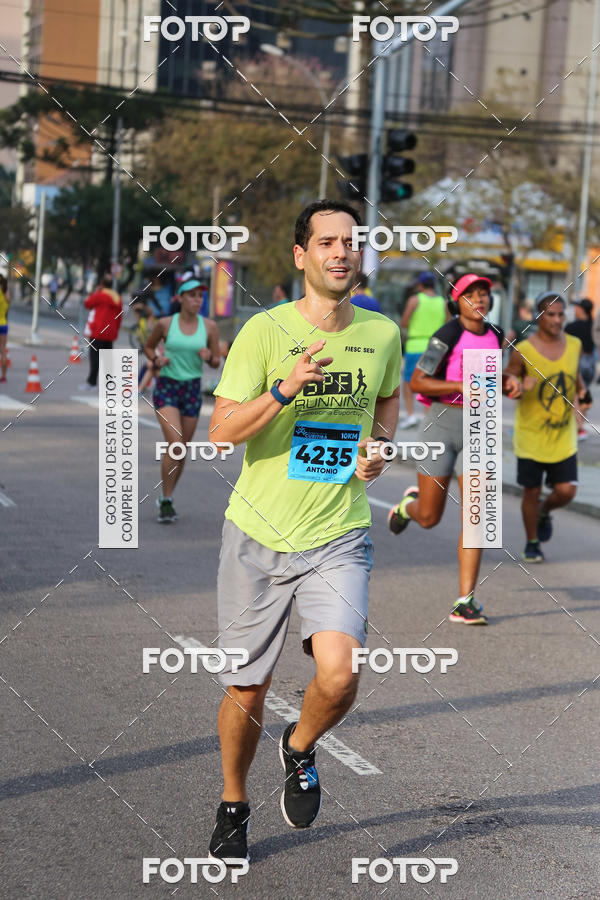 Buy your photos of the eventMeia Maratona Internacional de Curitiba 2018 on Fotop
