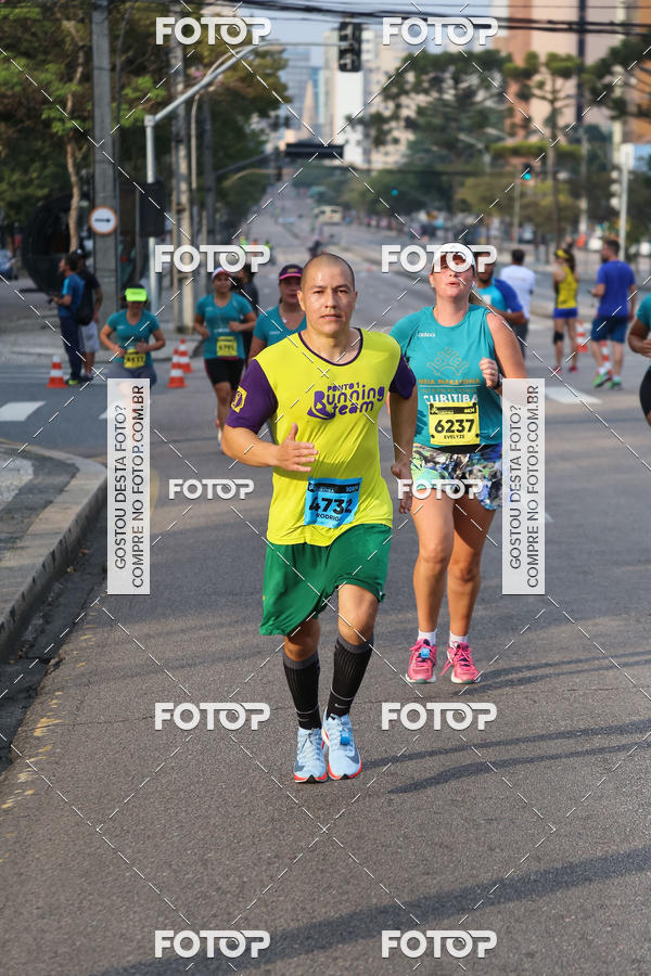 Buy your photos of the eventMeia Maratona Internacional de Curitiba 2018 on Fotop