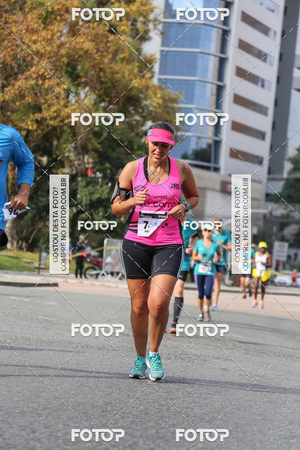 Buy your photos of the eventMeia Maratona Internacional de Curitiba 2018 on Fotop