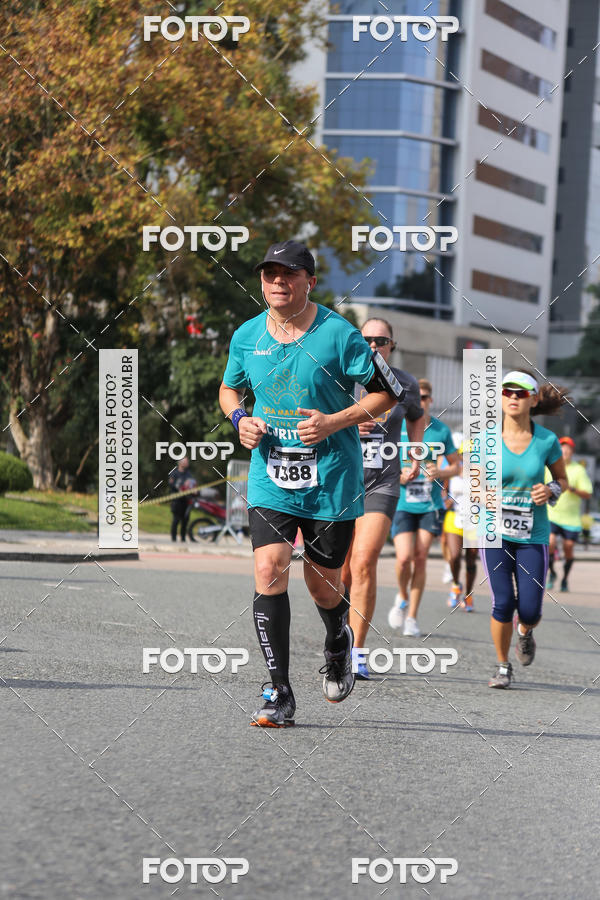 Buy your photos of the eventMeia Maratona Internacional de Curitiba 2018 on Fotop