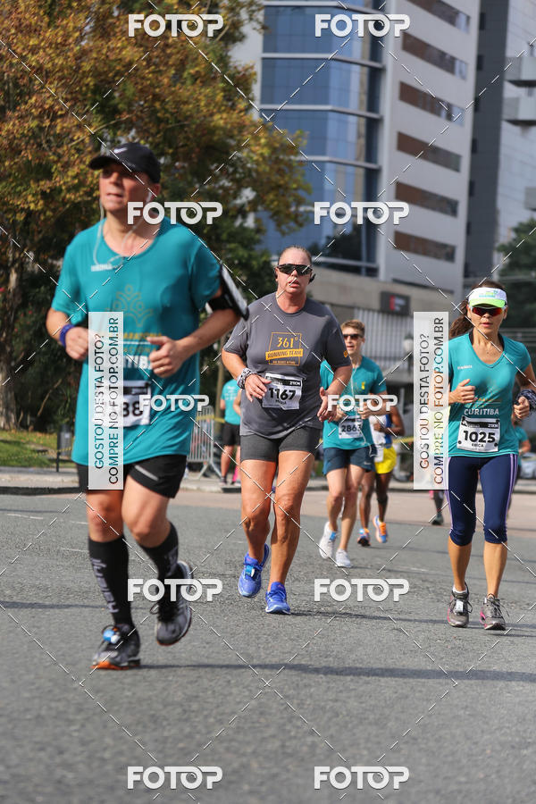 Buy your photos of the eventMeia Maratona Internacional de Curitiba 2018 on Fotop