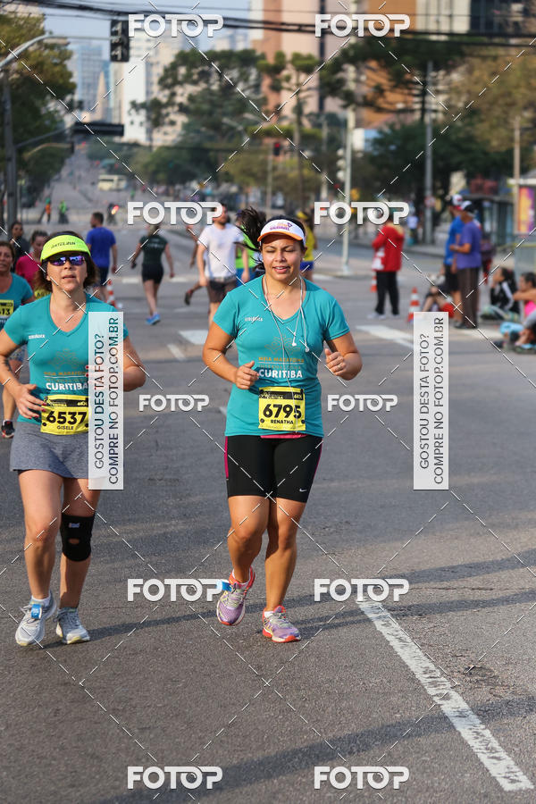 Buy your photos of the eventMeia Maratona Internacional de Curitiba 2018 on Fotop