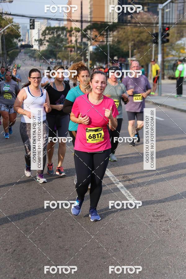Buy your photos of the eventMeia Maratona Internacional de Curitiba 2018 on Fotop